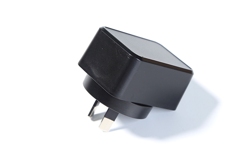 5V2A/2.5A電源適配器EN61558和60950雙標(biāo)準(zhǔn)