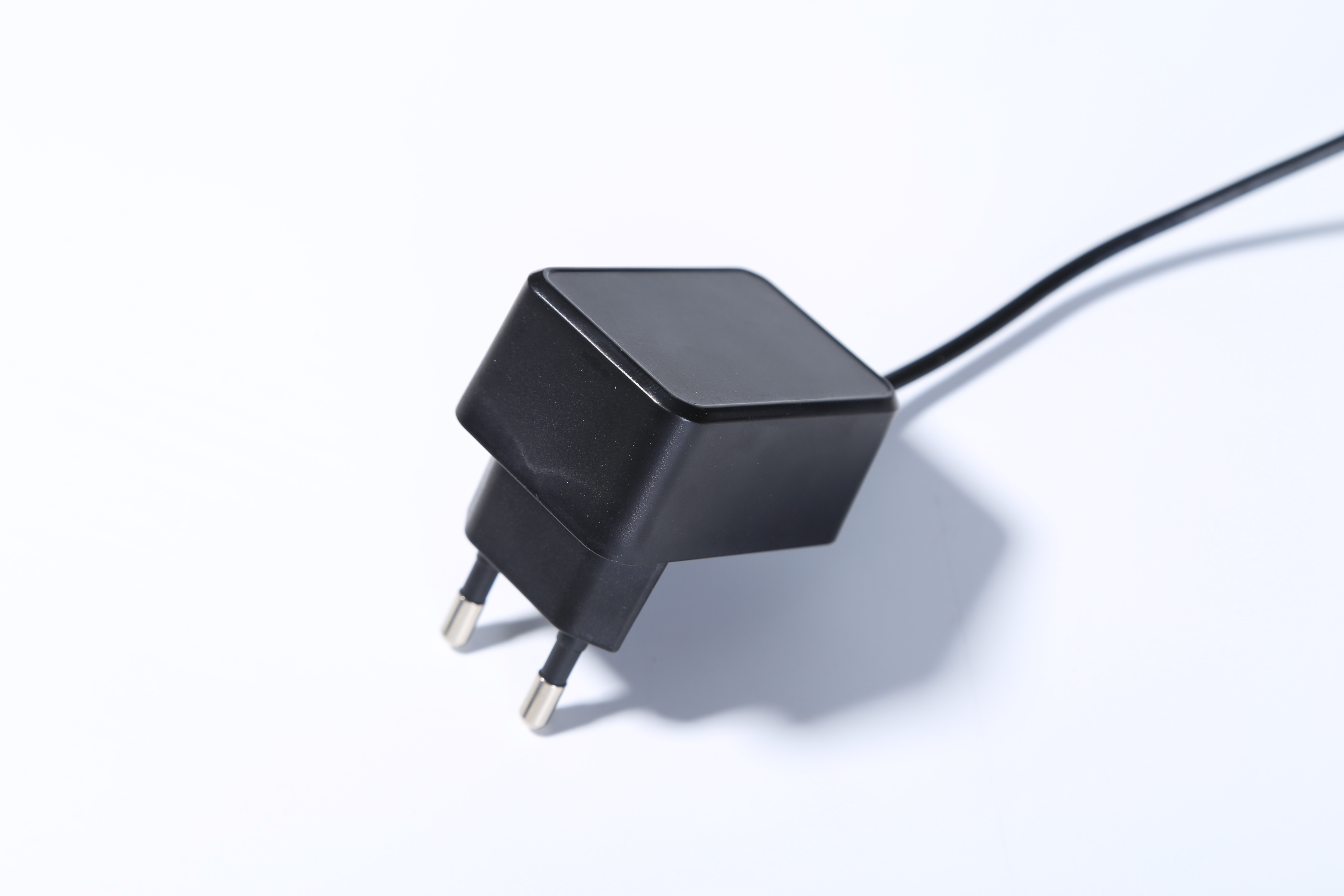 MX15w-0502500型號5v2.5a歐規(guī)電源適配器 ce認證