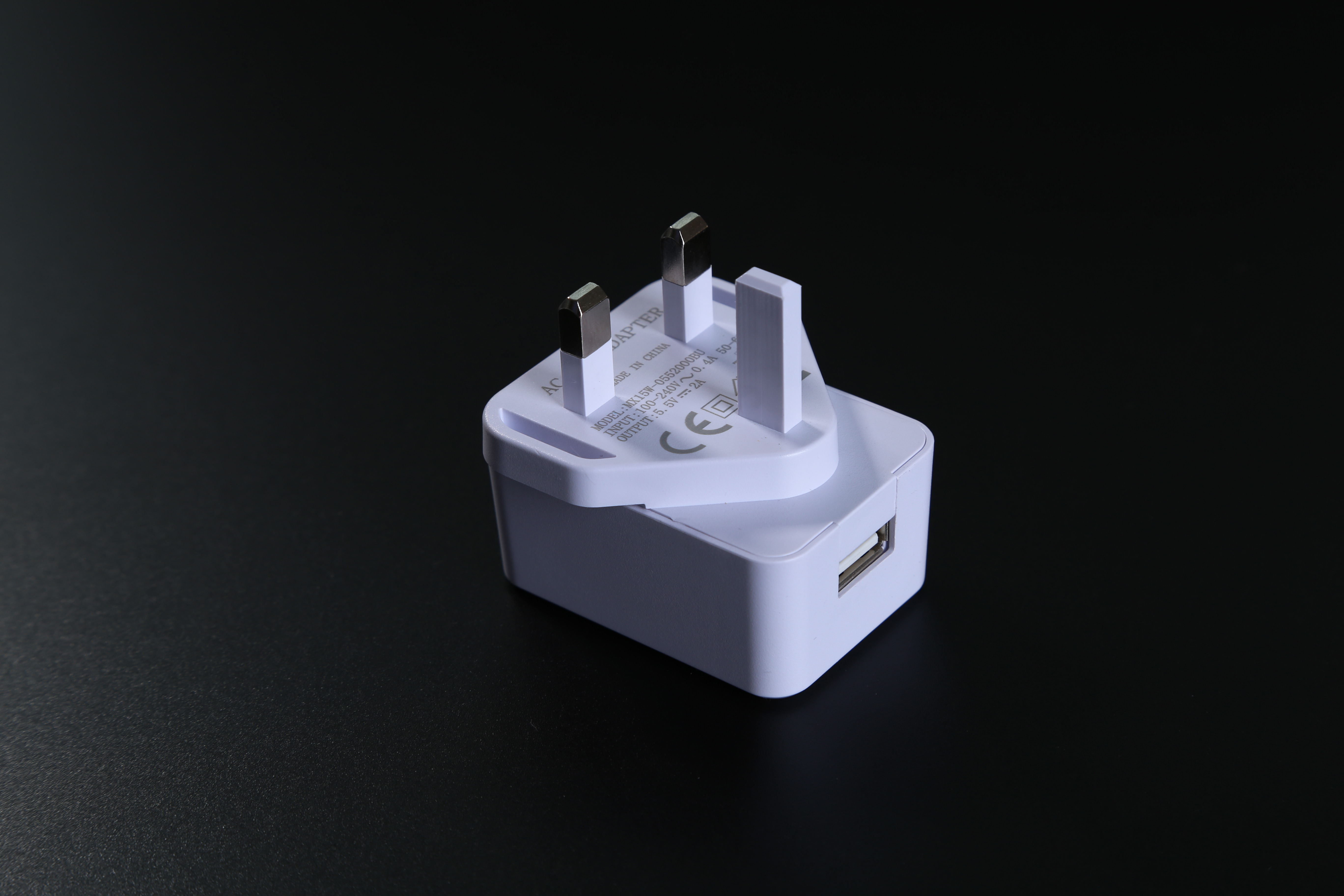 MX15w-0502100型號5v2.1a英規(guī)電源適配器 ce認(rèn)證