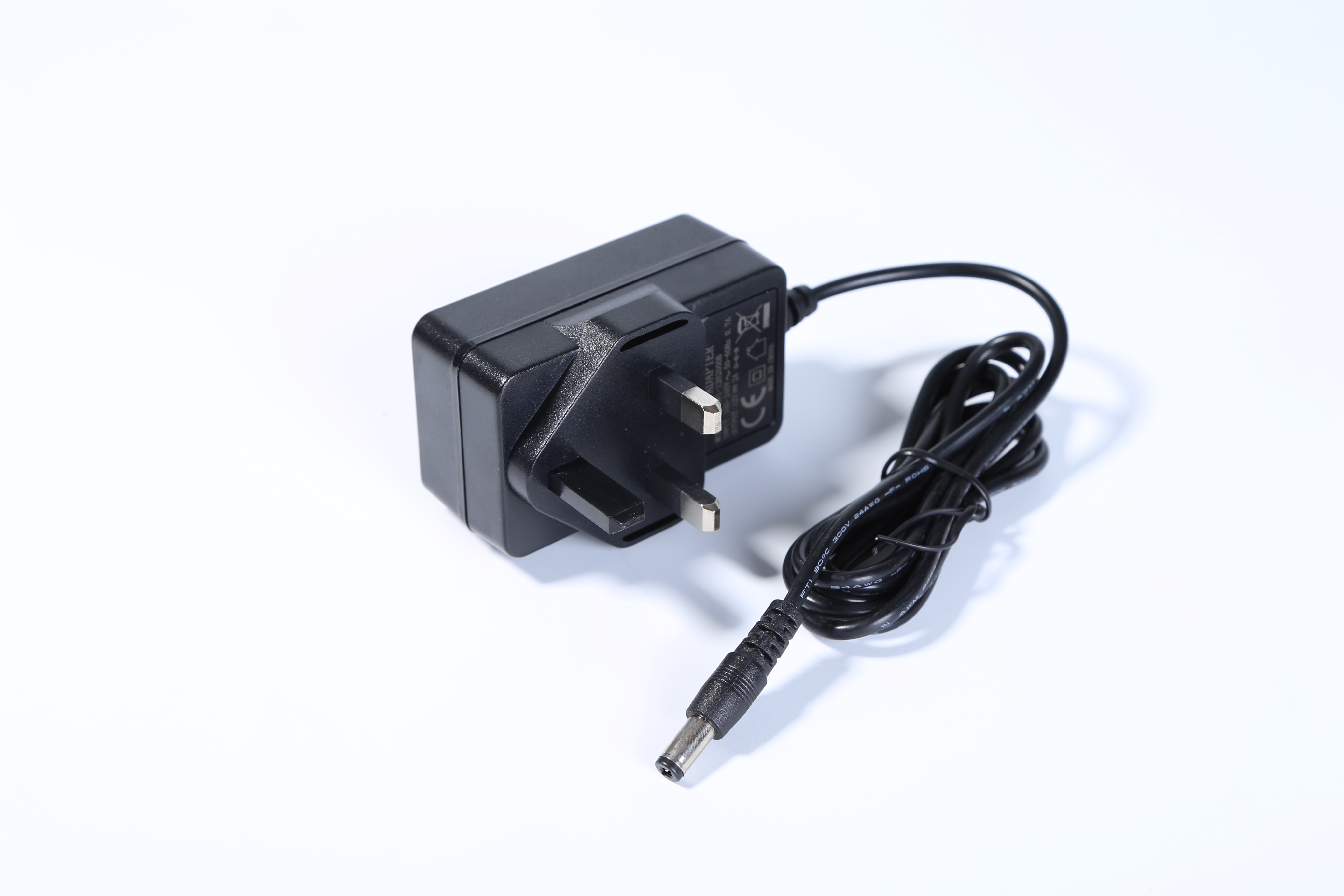 MX15U-0503000型號5v3a英規(guī)電源適配器 ce認證