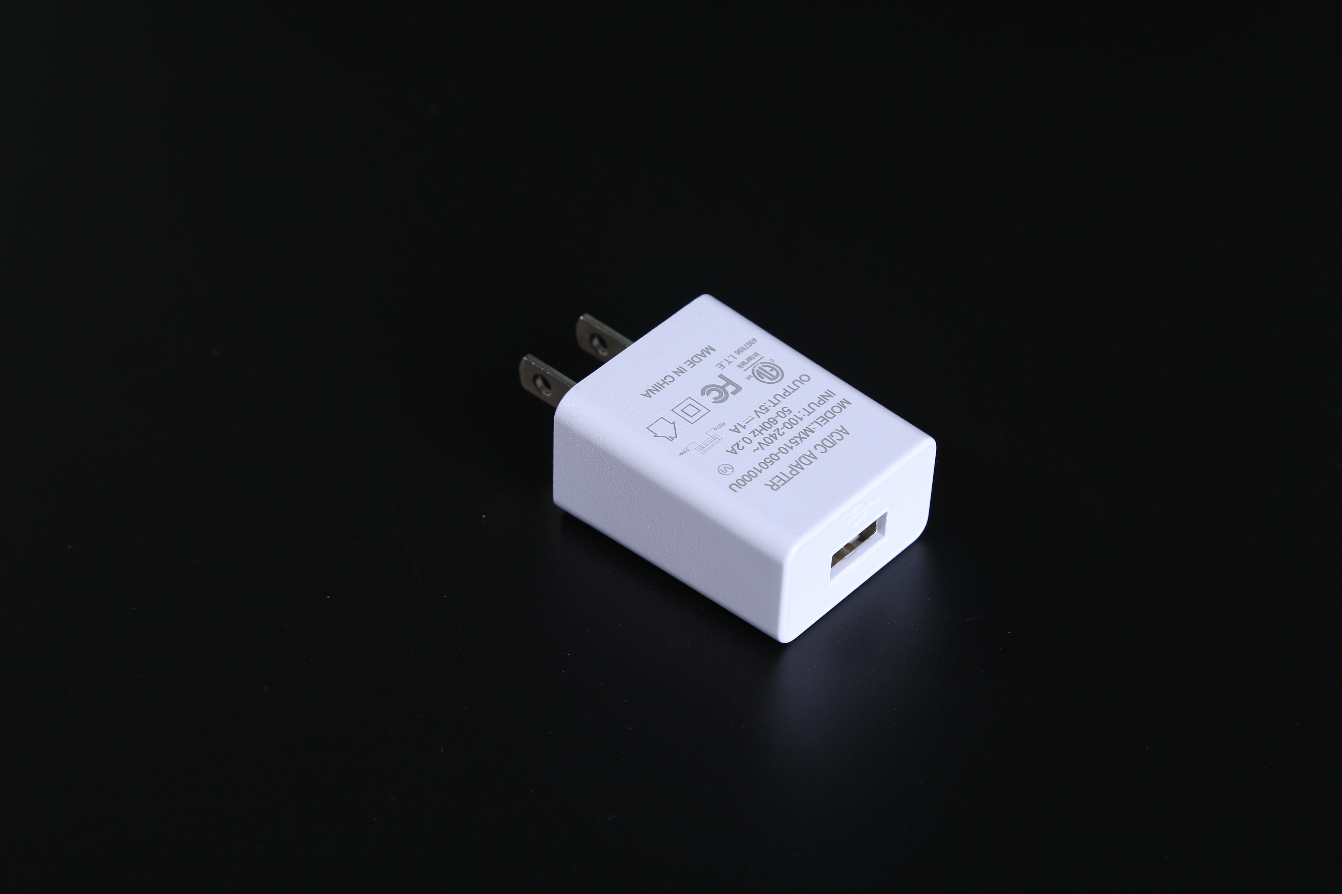 MX510-0501000型號5v1a中規(guī)電源適配器 3c認證