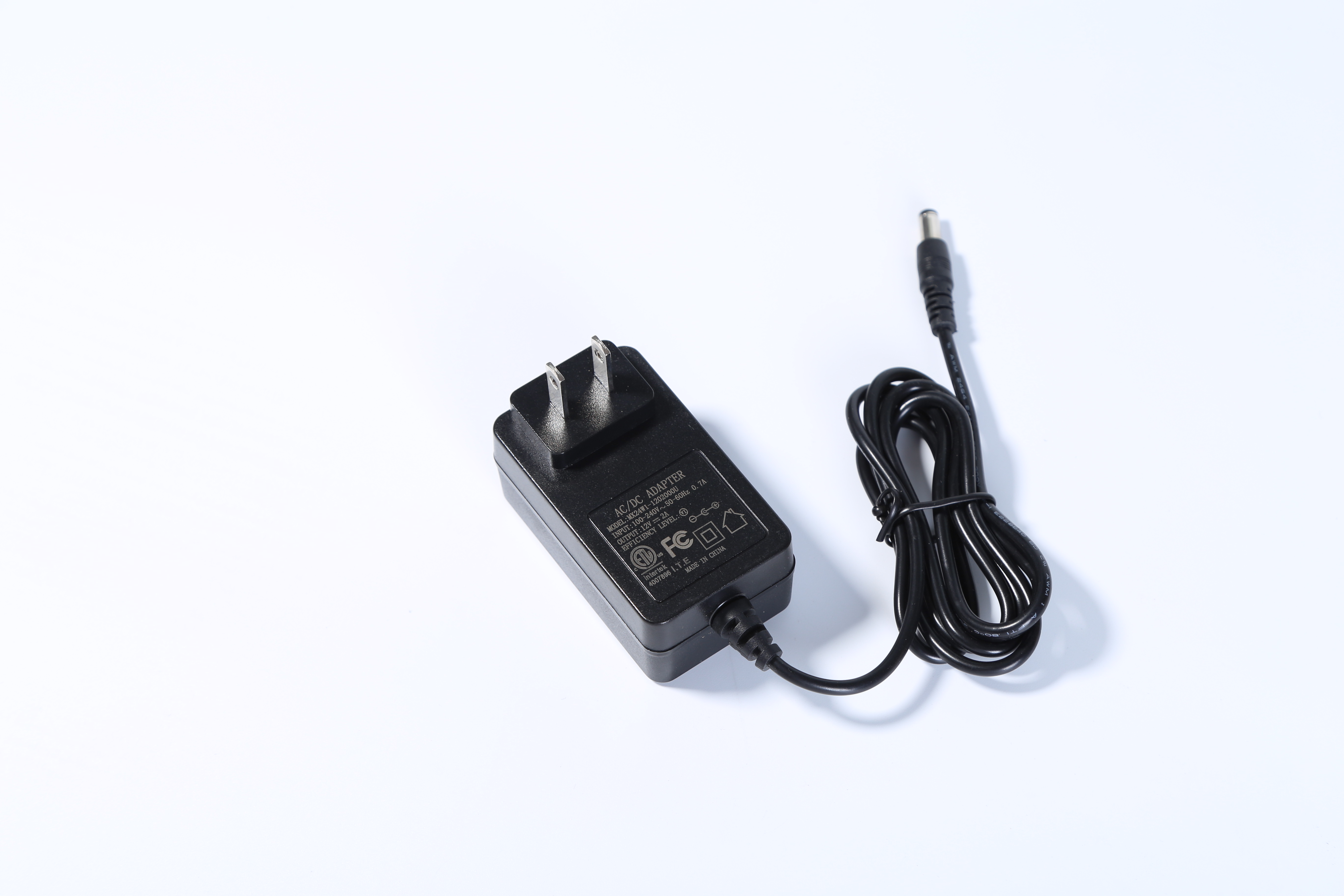 MX24w-1801000型號(hào)18v1a國(guó)標(biāo)電源適配器 3c認(rèn)證