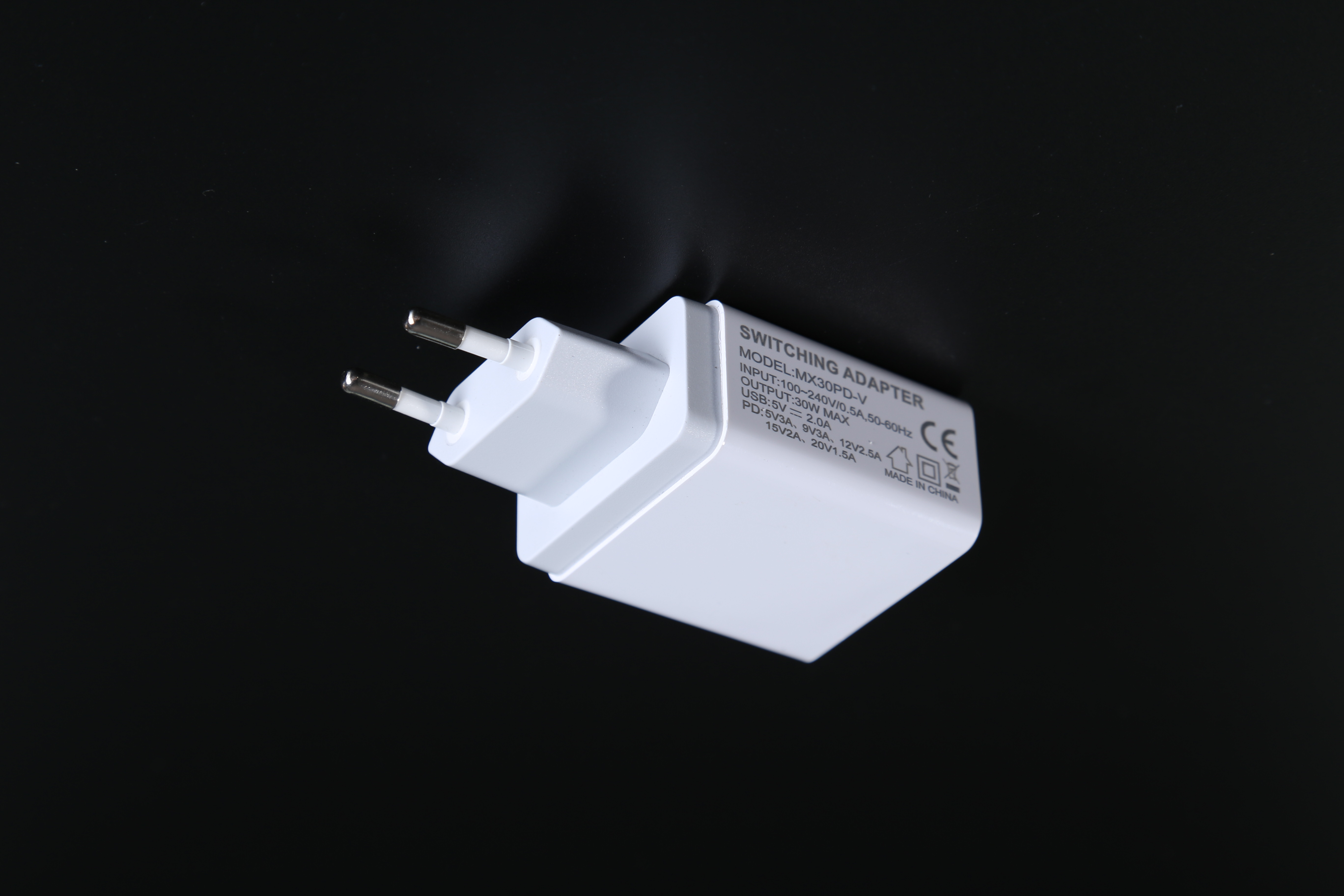 MX30PD系列12v2.5A歐規(guī)充電器 ce認證