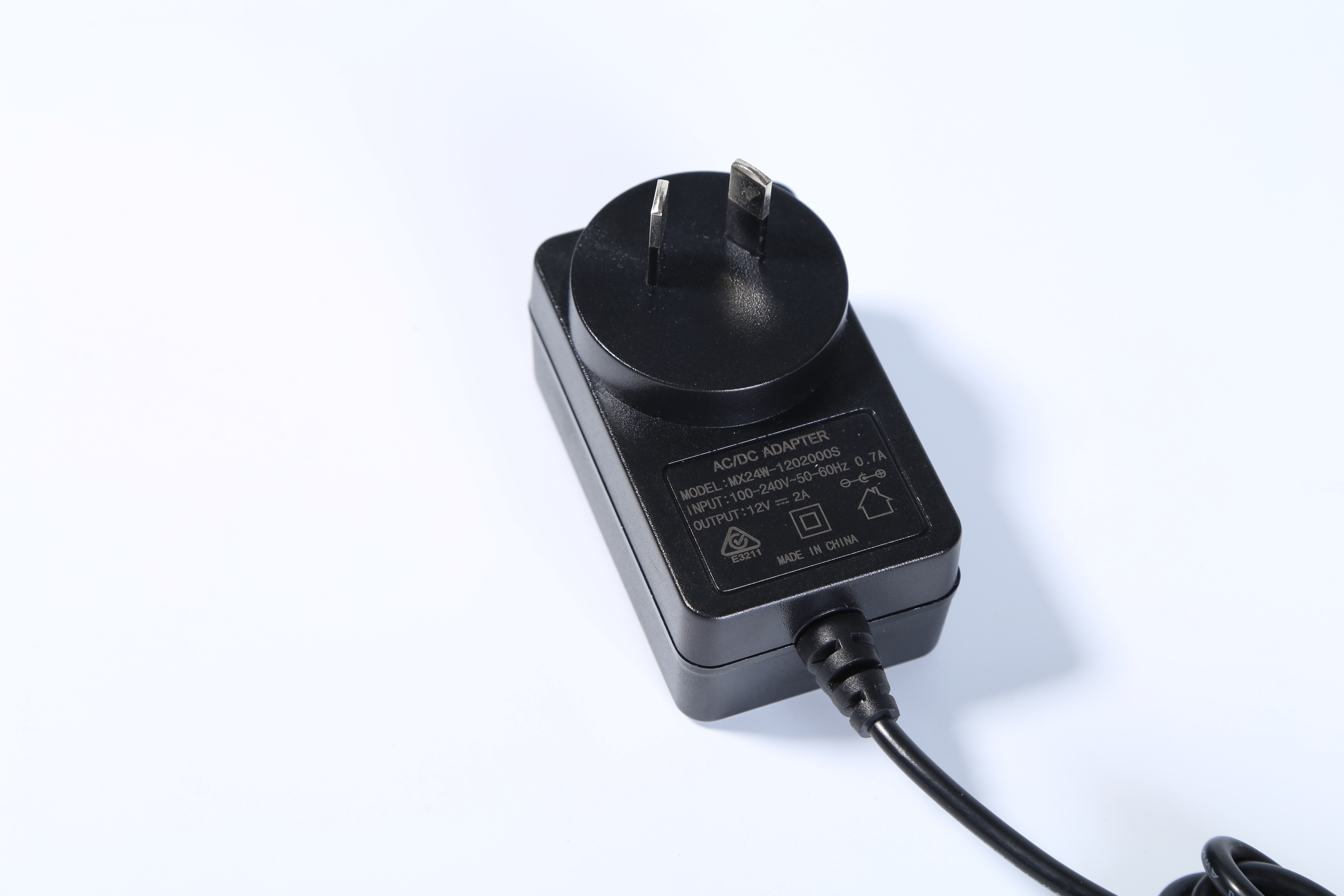 MX24W系列25.2v1a澳規(guī)充電器 rcm認證