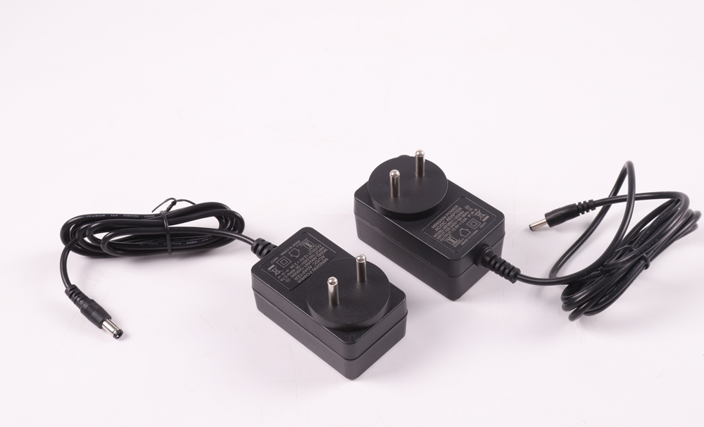 12V2A 12V3A音響電源適配器