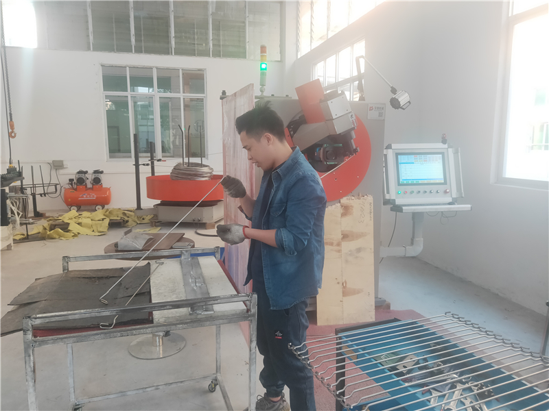 6.0mm衛浴掛件找哪家全自動鋼絲折彎機做？